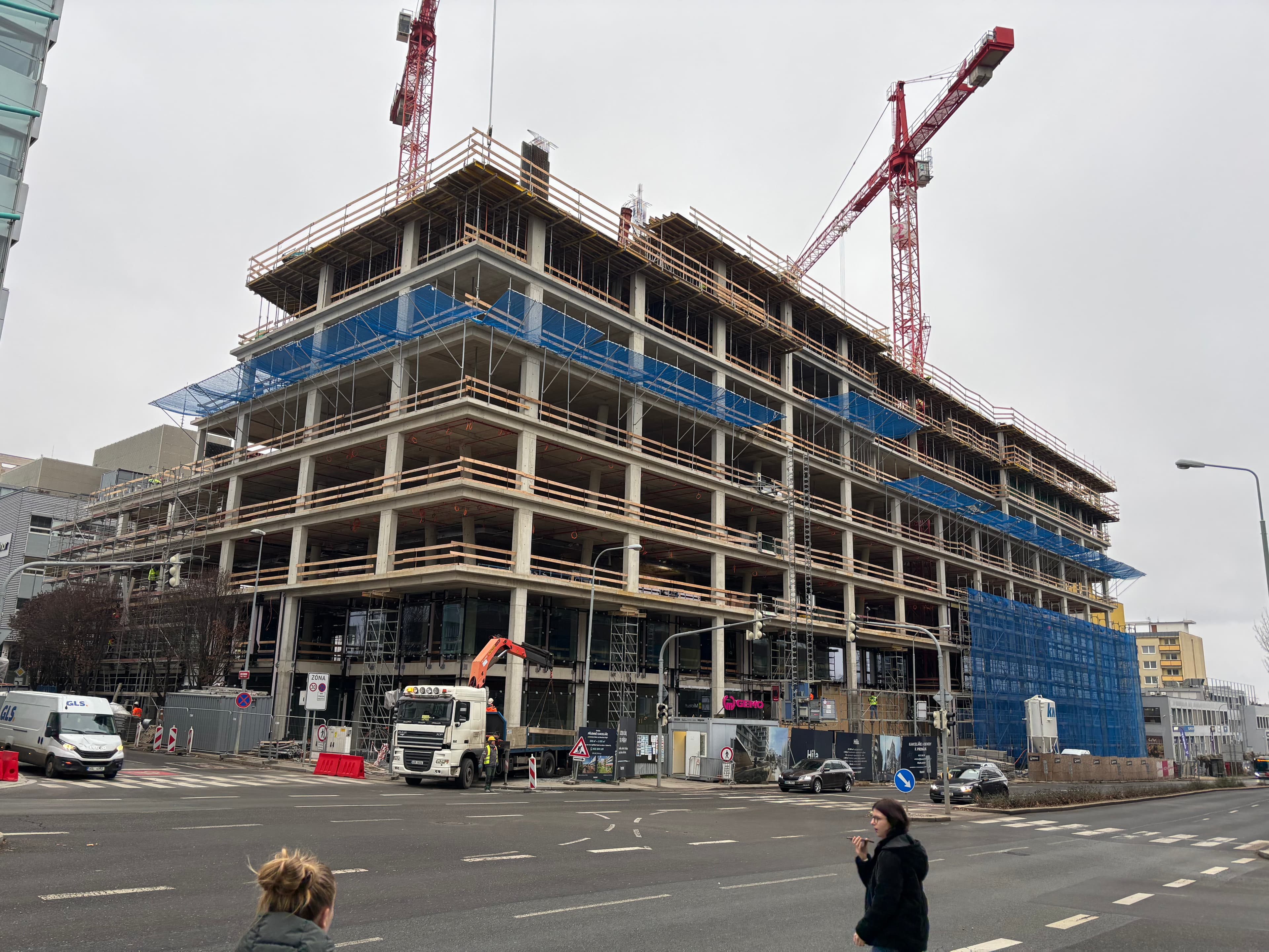 Polyfunkčná budova Hila, Praha - 1