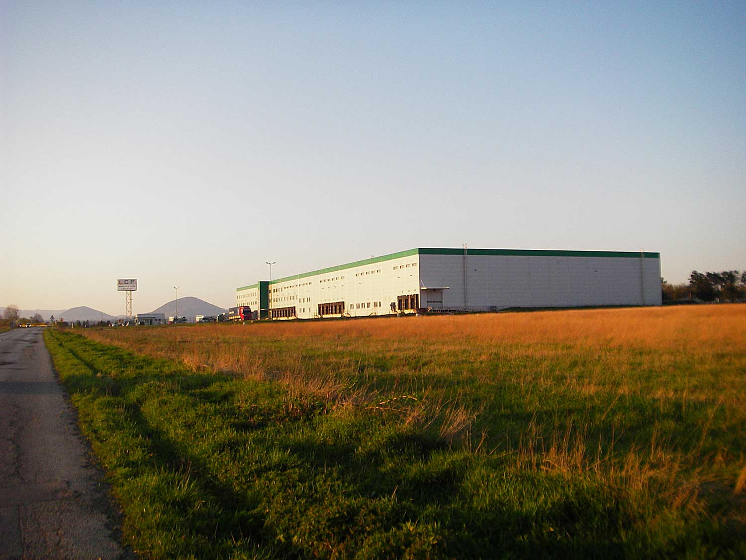 Logistické centrum, Petrovany - 1