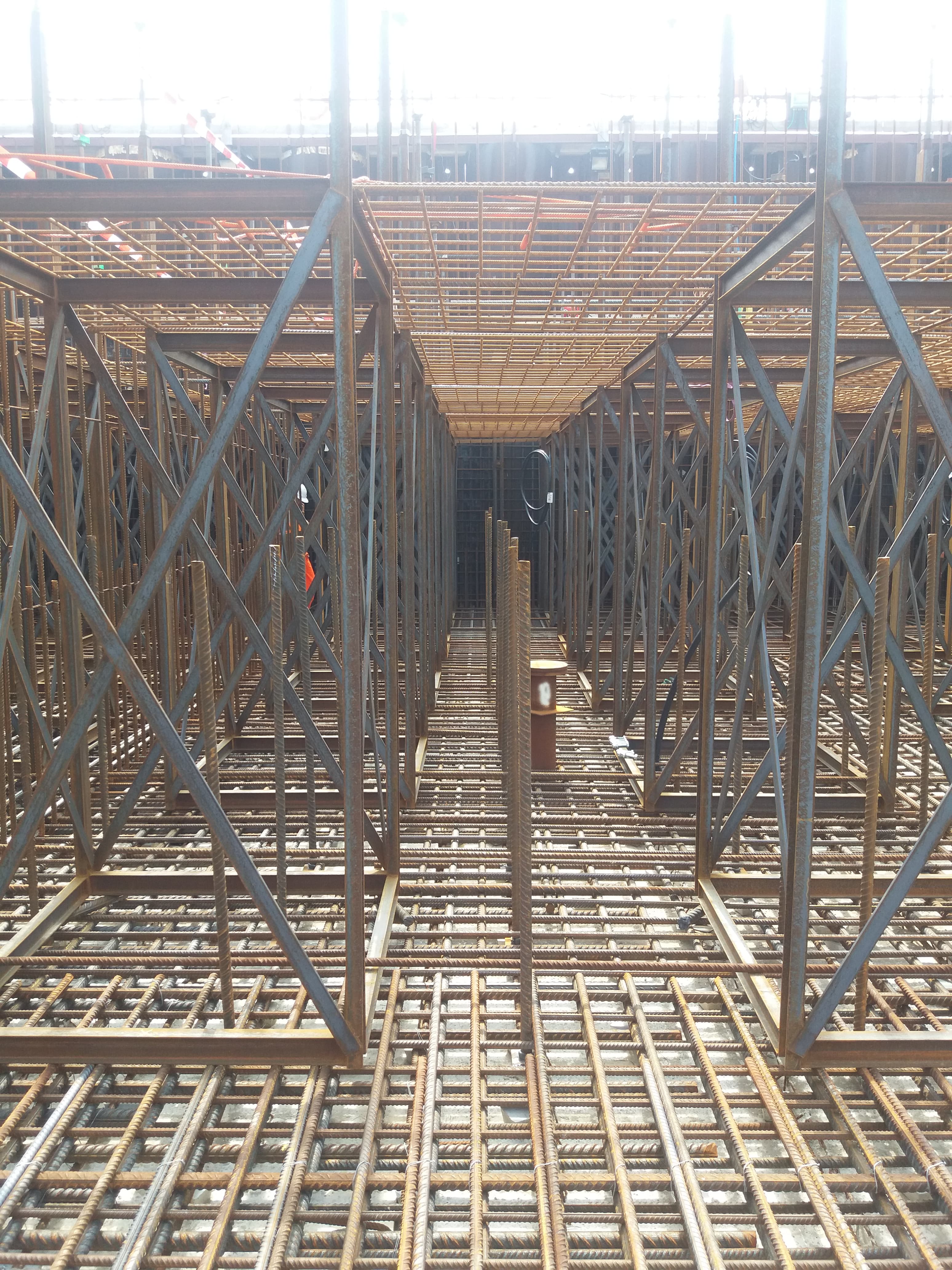 Plavebná komora, IJmond - 5